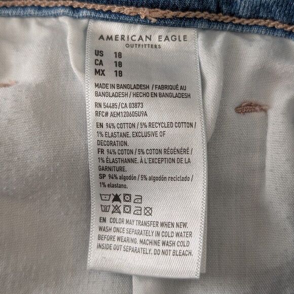 American Eagle Outfitters Denim High Waist Cuffed Mom Short Women's Size 18 - Picture 4 of 8